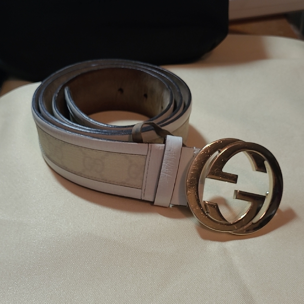 Gucci Gold and Cream Leather Belt with Iconic Double-G Buckle